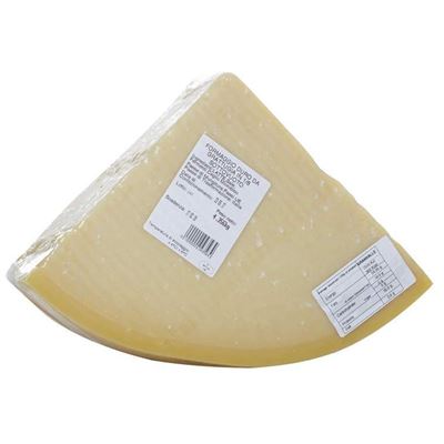 Sýr tvrdý na strouhání typu Grana 1/8 1xcca 4kg RainBow